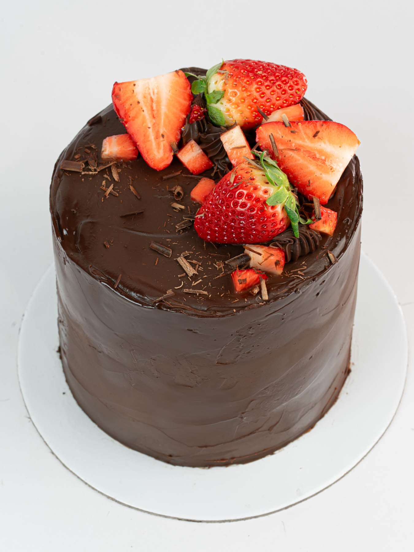PASTEL CHOCOLATE + FRESAS - Lolita Bakery