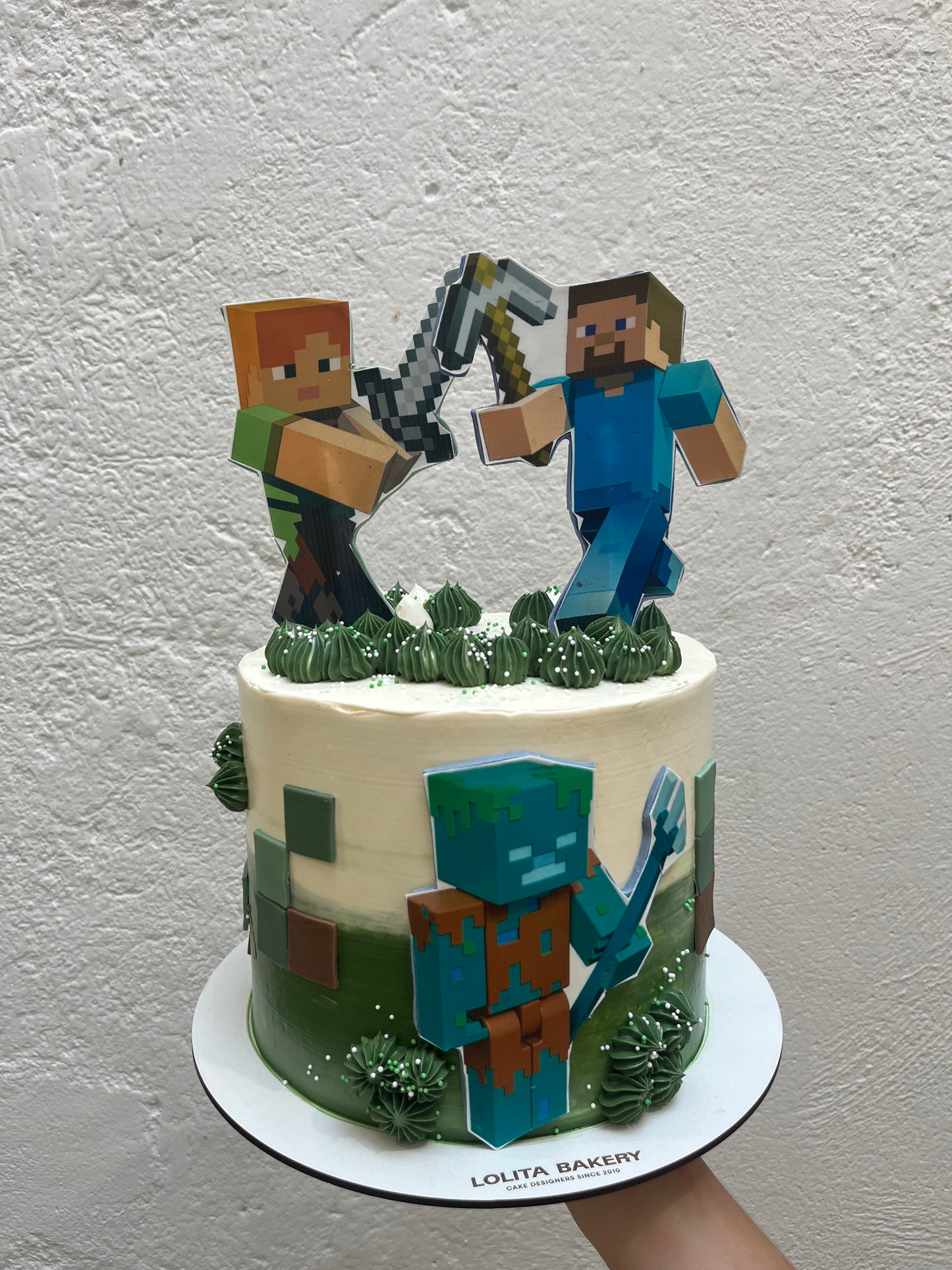 PASTEL VEGANO PERSONALIZABLE ¡ELIGE LA TEMÁTICA! - Lolita Bakery