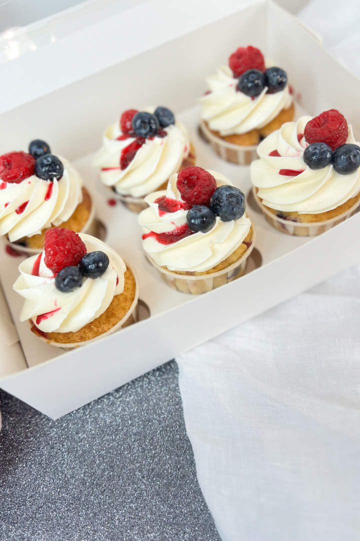 YOGURT & BERRIES - Lolita Bakery