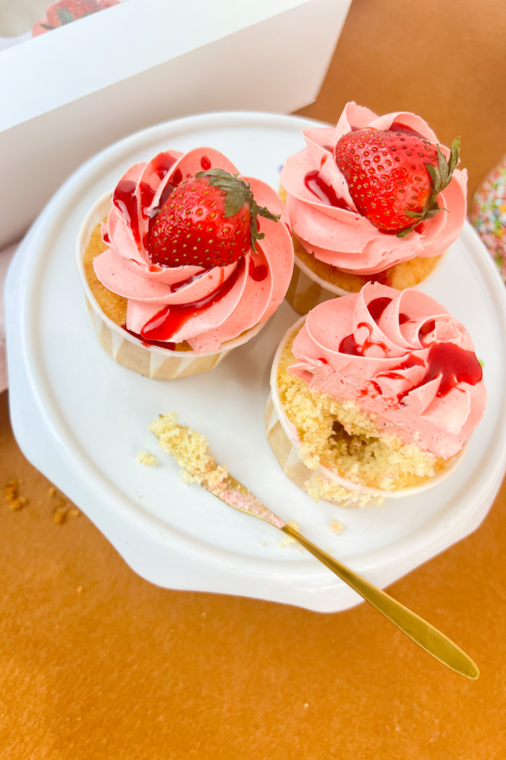 FRESAS - Lolita Bakery