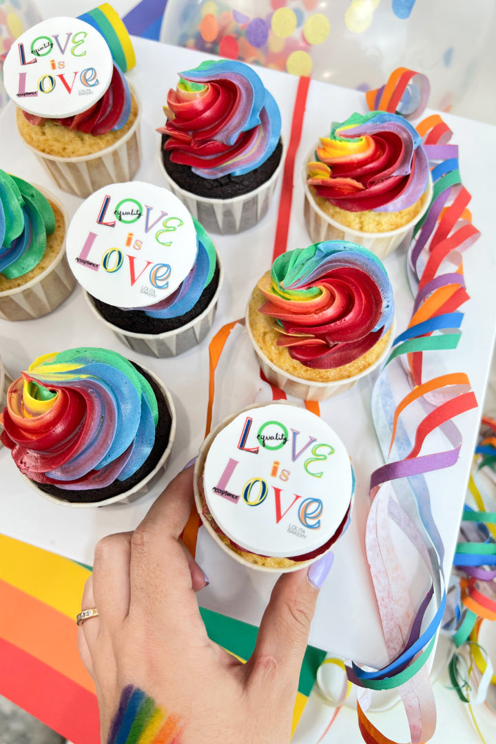 CAJA LOVE WINS🌈 - Lolita Bakery