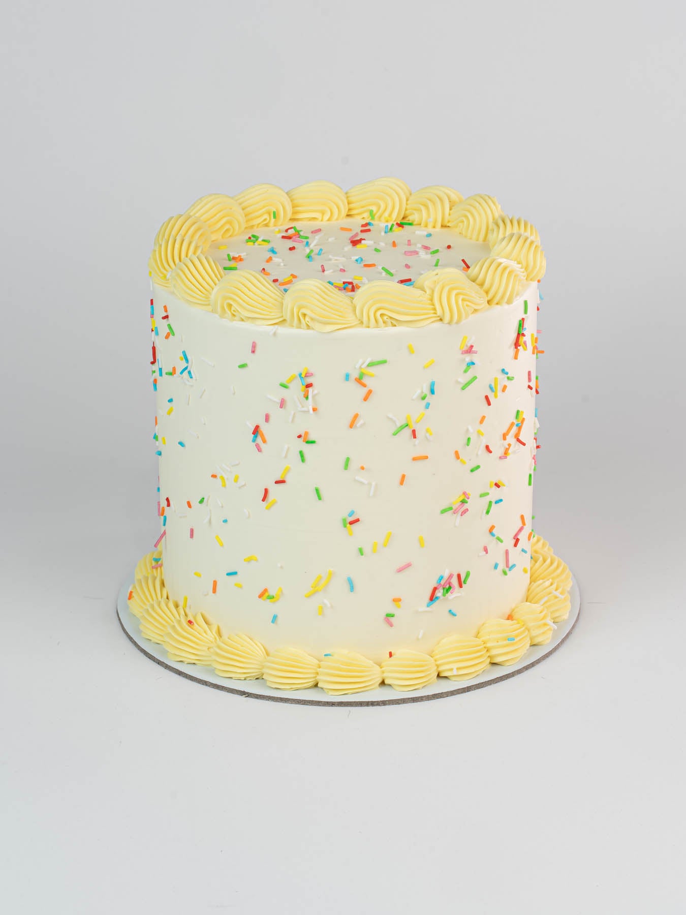 PASTEL CONFETI AMARILLO - Lolita Bakery