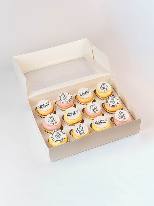 Caja de cupcakes corporativos personalizados con logo y color