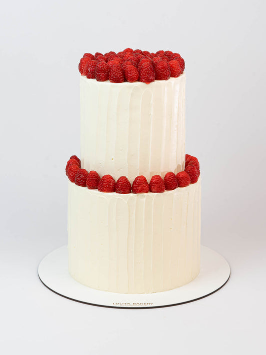 Tarta de boda de vanilla con frambuesas