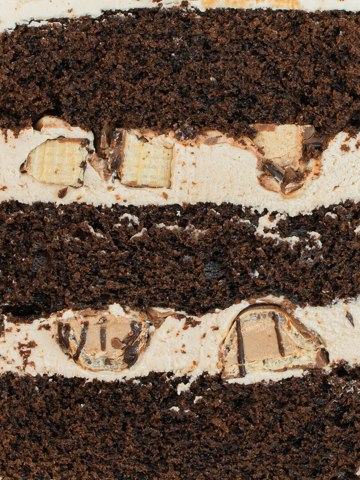 PASTEL CHOCOLATE KINDER - Lolita Bakery