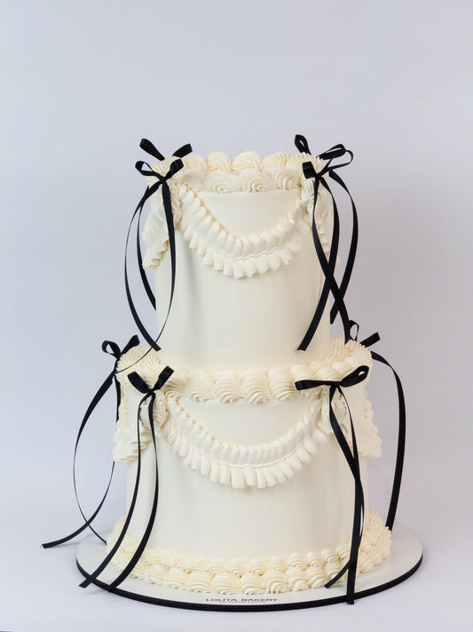 Tarta de boda vintage con lazos negros - Lolita Bakery