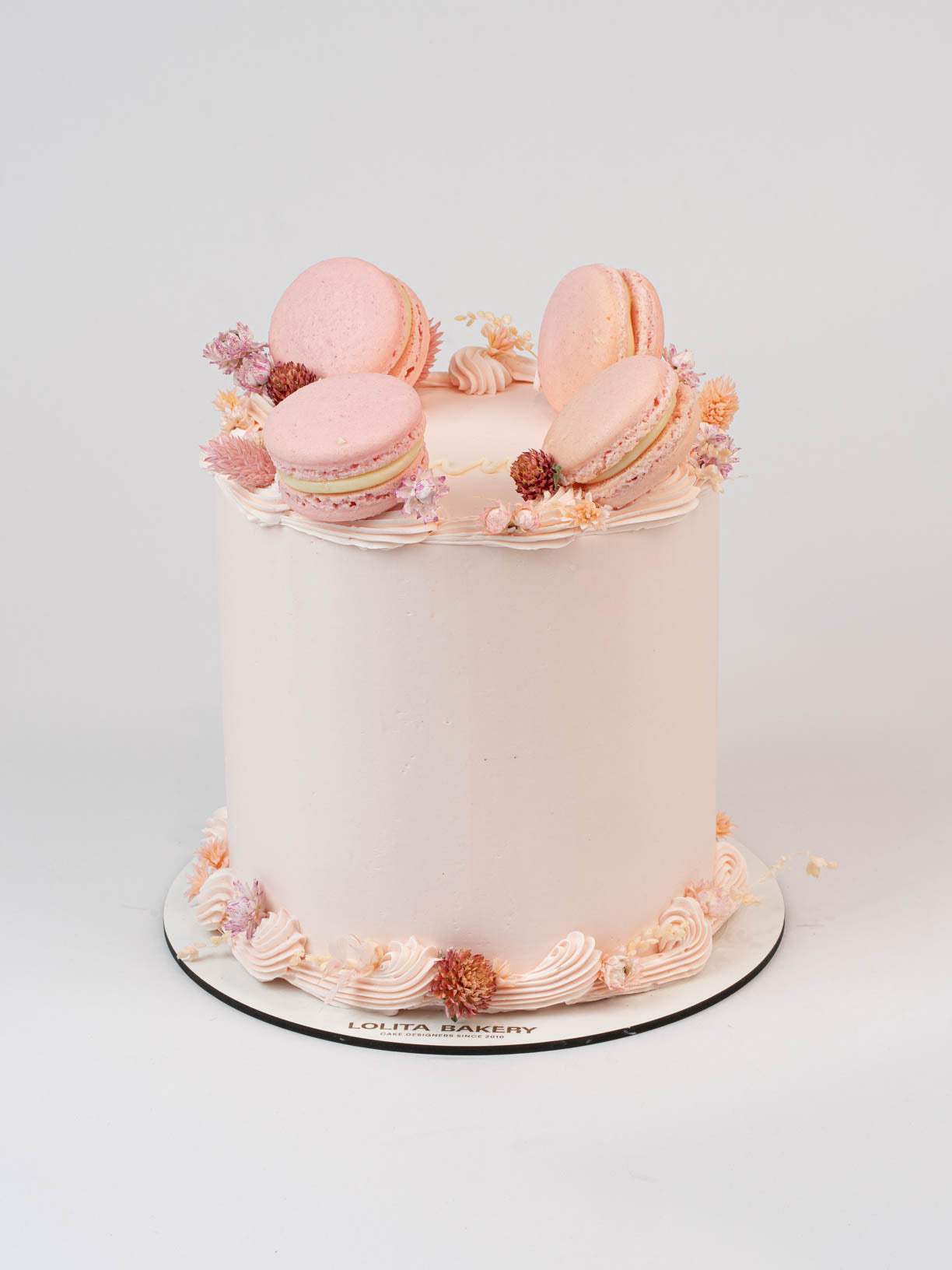 BOHEME CAKE WITH GREEN FLOWERS