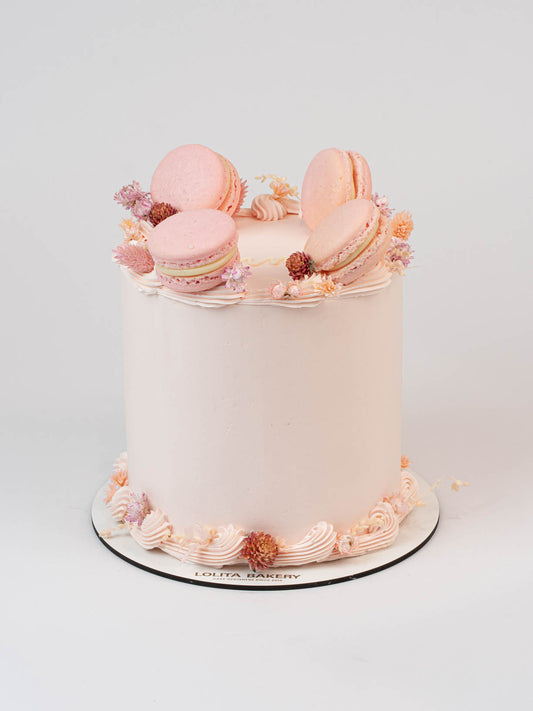 BOHEME CAKE WITH GREEN FLOWERS