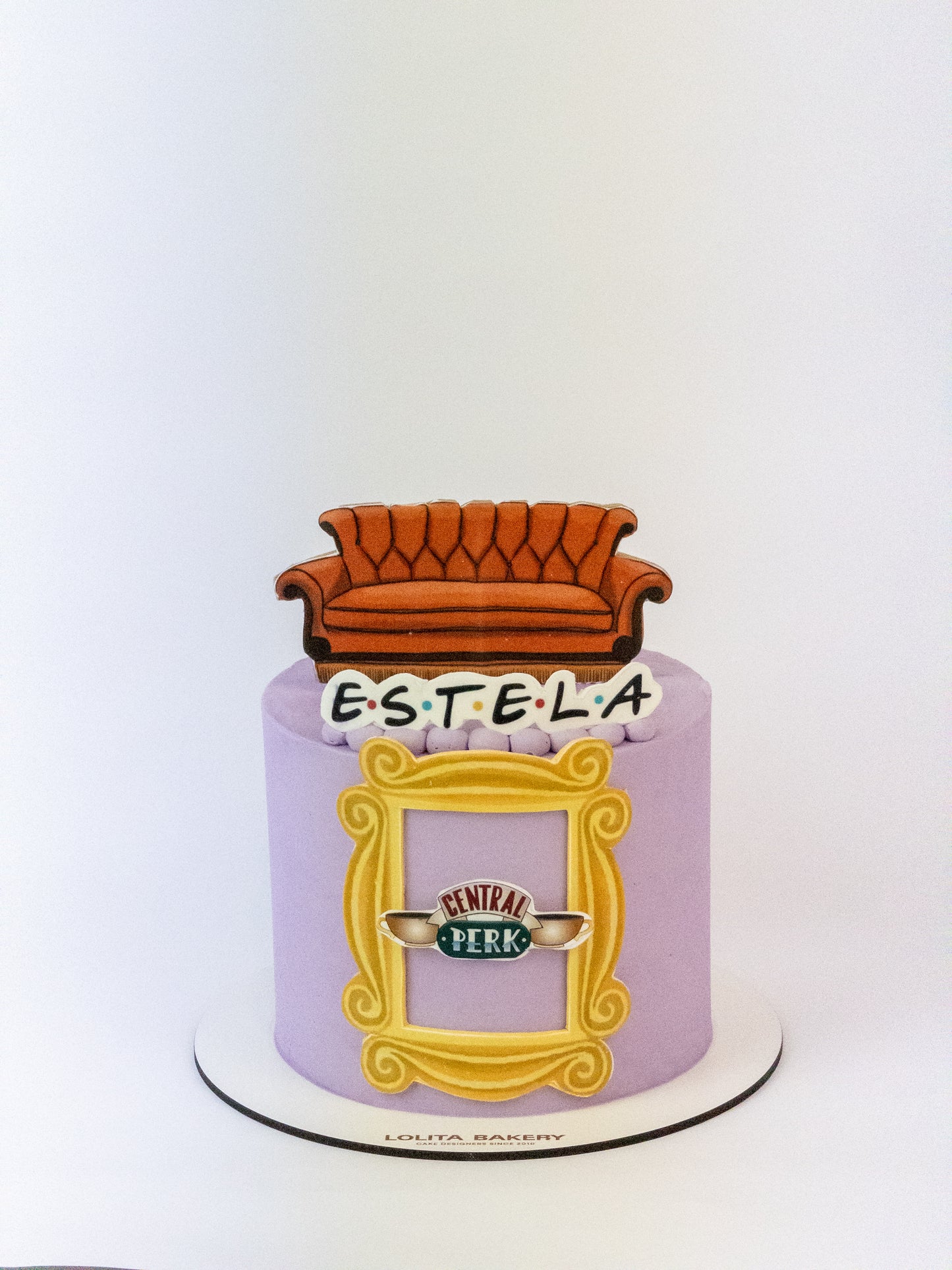 Pastel vegano Friends Personalizado - Lolita Bakery