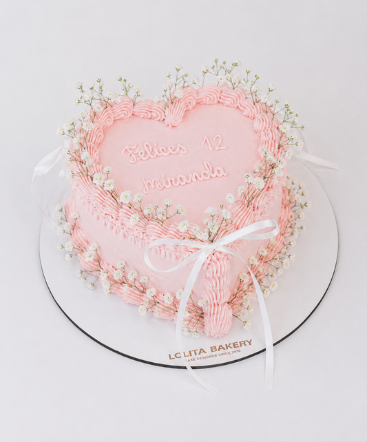 Pastel Vegano Corazón Vintage Rosa con Flores y Lazos - Lolita Bakery