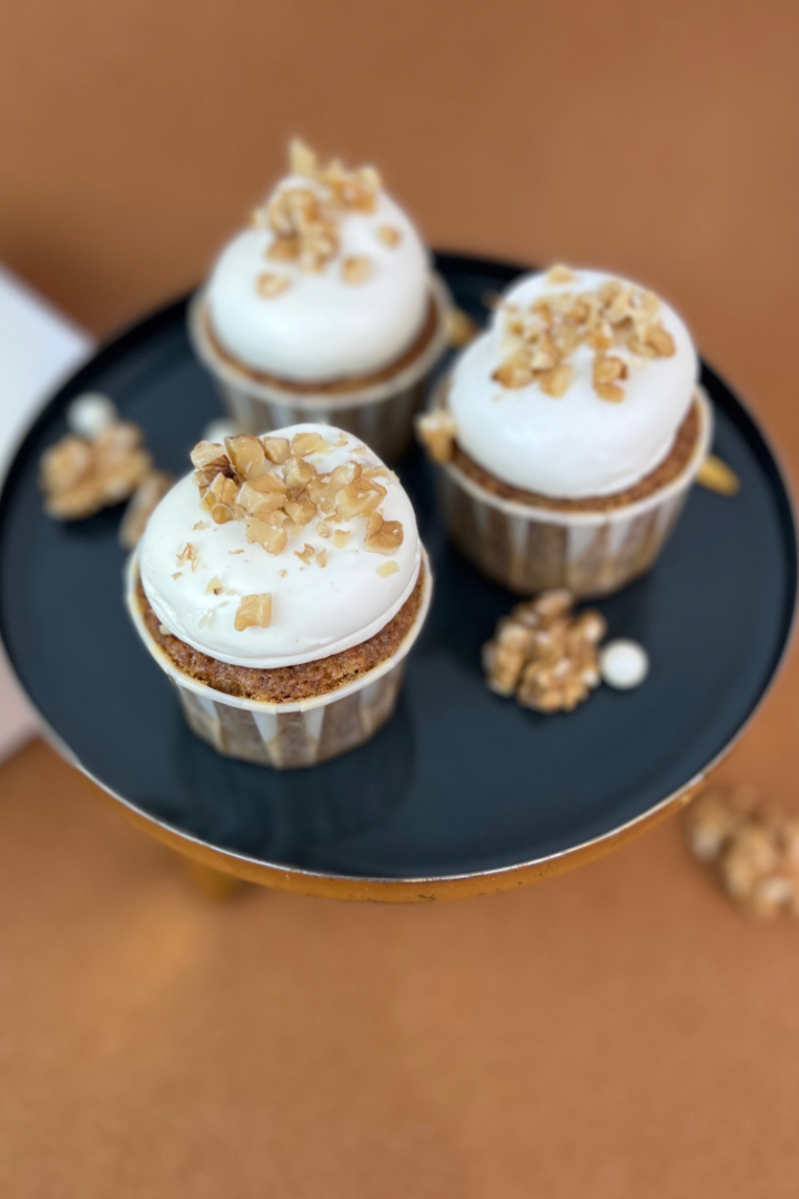 CARROT CAKE - Lolita Bakery
