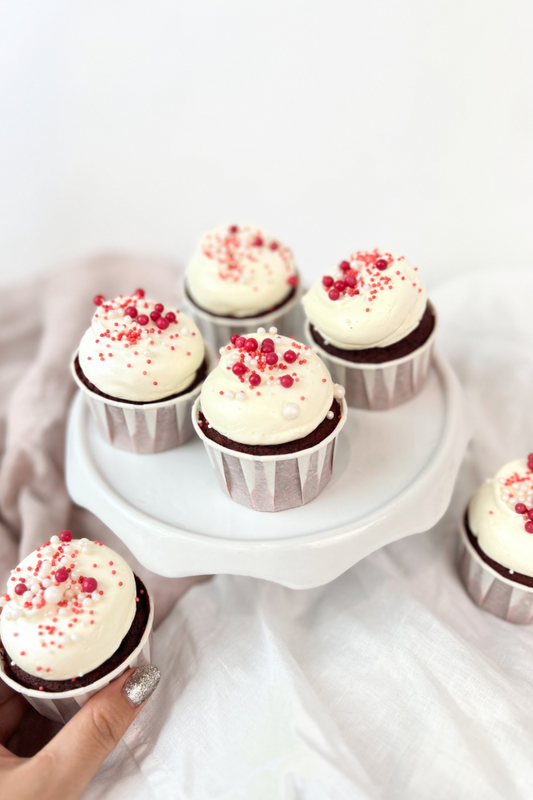 RED VELVET - Lolita Bakery