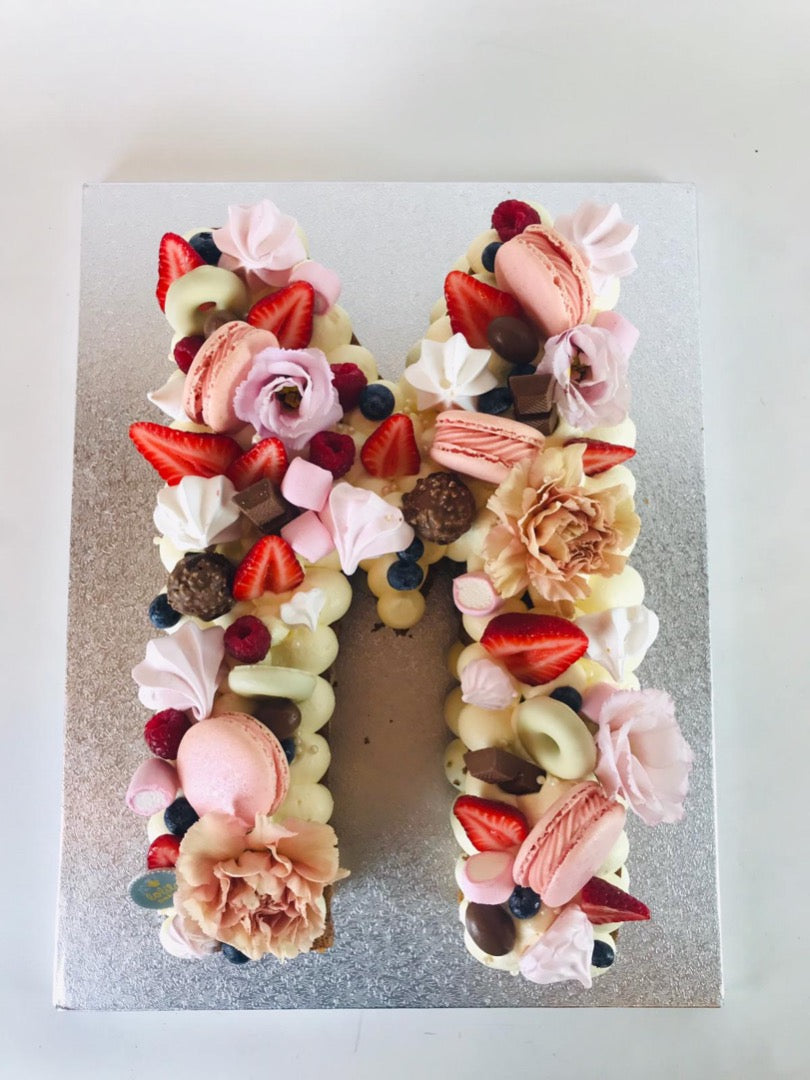 PASTEL LETRA (solo una) - Lolita Bakery