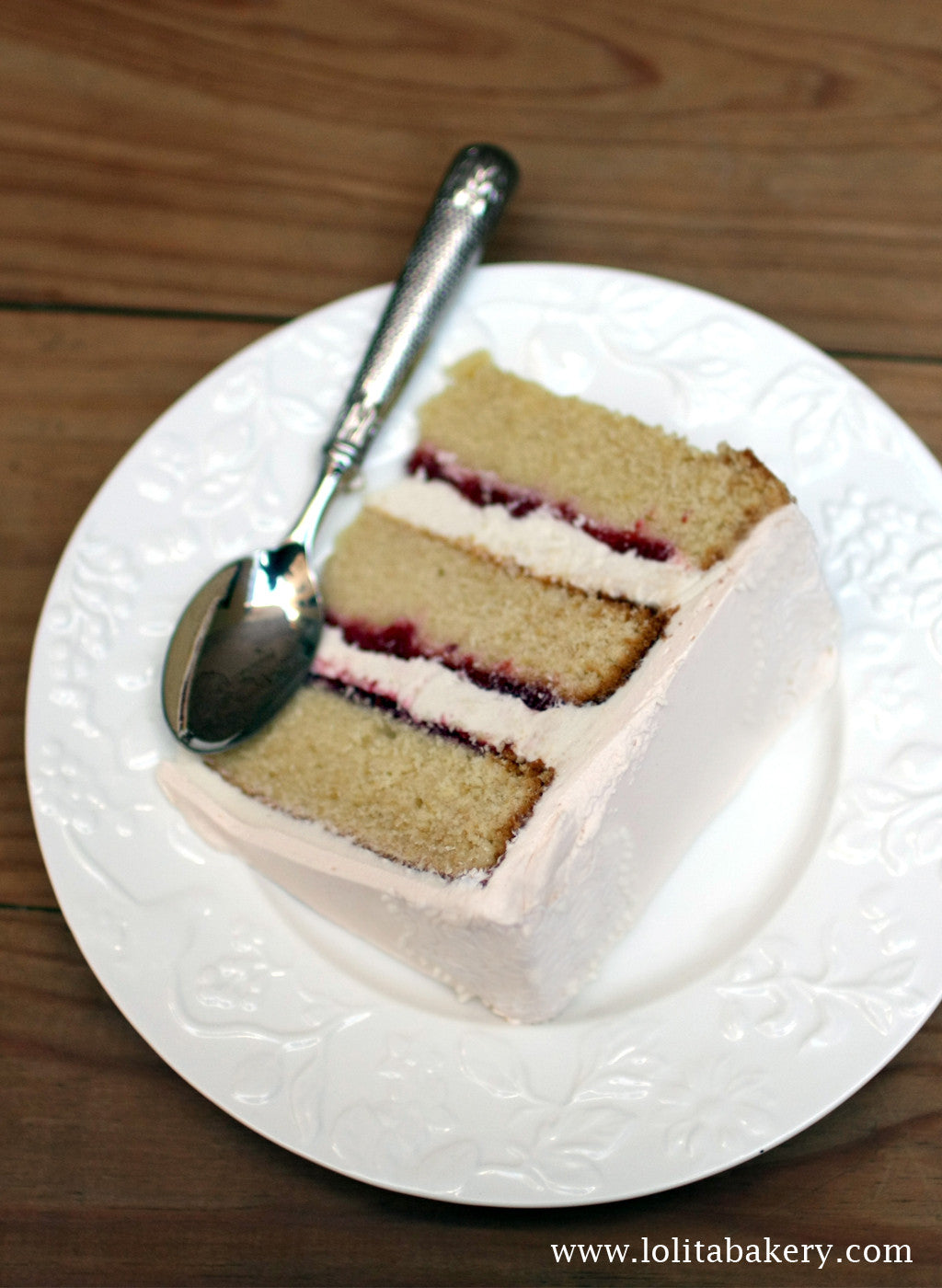 VICTORIA SPONGE CAKE - Lolita Bakery